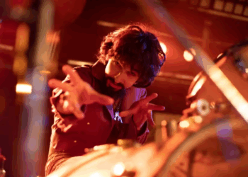 Raul Seixas completaria 80 anos neste sábado (28) e inspira homenagens pelo Brasil