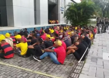 Recife: Polícia Militar prende 166 integrantes de torcida organizada antes de Sport x Internacional