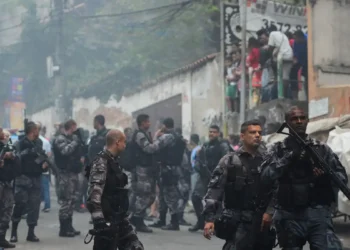 Segundo dia de operação no Rio deixa 4 mil alunos sem aulas