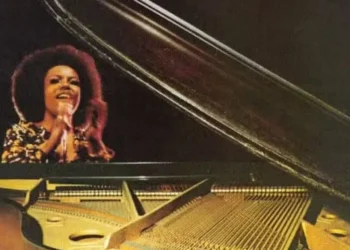 Morre Roberta Flack, dona de ‘Killing me soflty’, aos 88 anos