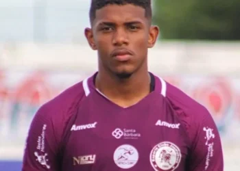 Jacuipense anuncia rescisão de contrato com o atacante Robinho