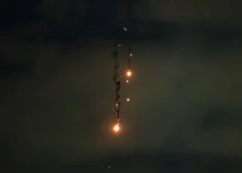 Rússia ignora ameaças de Trump e mata ao menos 20 em ataques à Ucrânia