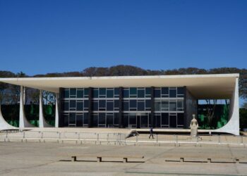 STF retomará quinta-feira julgamento sobre revisão da vida toda