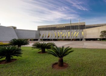 STJ afasta estupro em caso de menina de 12 anos que engravidou