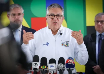 Parceria com setor privado quer reduzir tempo de espera no SUS