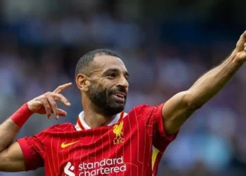 PSG tem negociações avançadas para contratar Salah, diz jornal