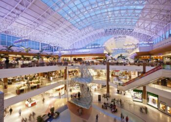 Dia do Trabalho: Salvador Shopping e Salvador Norte têm horário de funcionamento especial
