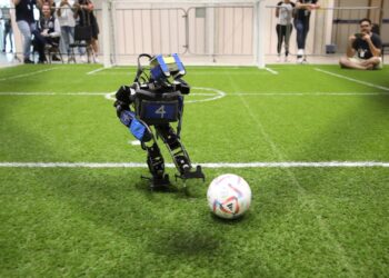 Com quase 2 mil competidores, ‘Copa do Mundo de Robôs’ acontece em Salvador até a segunda-feira (21)