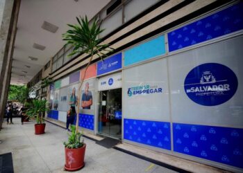 Salvador mantém liderança na geração de empregos no Norte e Nordeste e fica entre as primeiras capitais do país, diz Caged