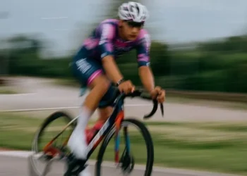 Promessa do ciclismo italiano, Samuele Privitera morre após acidente no Tour do Valle de Aosta