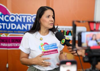 Estado investe mais de R$ 1,8 bilhão em colégios estaduais e reduz 50% da evasão dos estudantes na Bahia