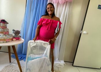 Gestantes assistidas pelo Cras Nova Vitória recebem kit enxoval