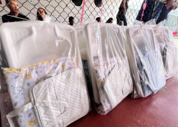 Gestantes assistidas pelo Cras Verdes Horizontes recebem kit enxoval