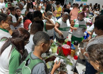 Feira de Saúde reúne cerca de 300 estudantes no Horto Florestal