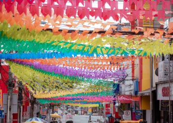 Decoração temática dá o tom das festas juninas e enfeita Camaçari