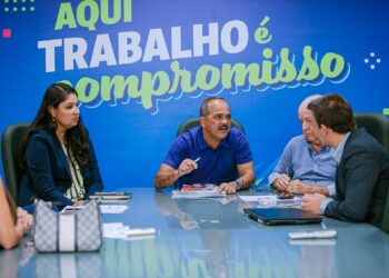 Prefeito de Camaçari trata sobre instalação de fábrica de extintores no município