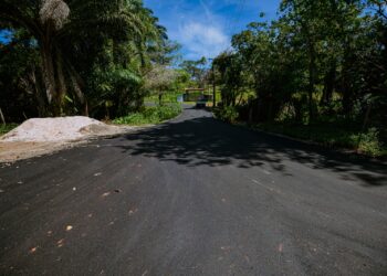 Monte Gordo e Barra do Pojuca recebem pavimentação asfáltica