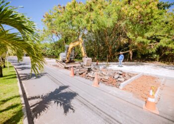 Seguem em andamento as obras de requalificação na localidade de Guarajuba