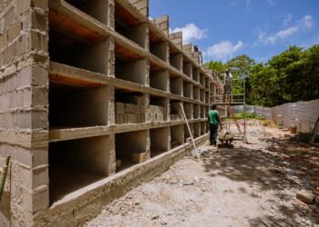 Cemitério de Arembepe recebe ampliação de mais de duas mil urnas