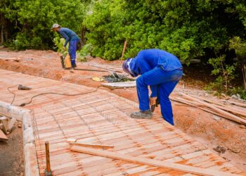 As obras de requalificação em Itacimirim seguem em execução