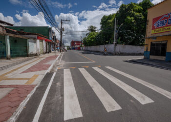 Avenida Concêntrica recebe sinalização de trânsito