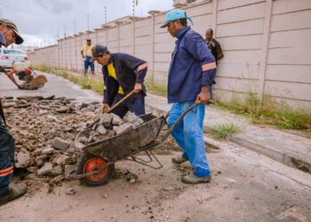 Bairro Novo é contemplado com serviço de tapa-buraco