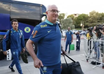 Seleção Brasileira desembarca em Las Vegas para jogo contra o Paraguai pela Copa América