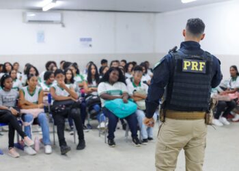 Camaçari: primeira Semana Municipal do Trânsito movimenta escolas da sede e orla em parceria com a PRF