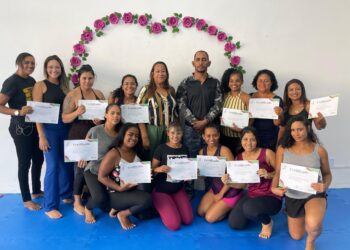 Camaçari: Semu entrega certificado às alunas do curso de defesa pessoal feminina