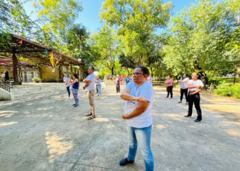Facilitadores de Lian Gong participam de manutenção mensal