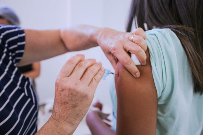 Sesau_vacinacao-contra-influenza-comeca-terca-12_Arquivo_113