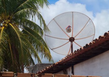 Moradores da Bahia têm acesso à programação regional pela nova parabólica digital