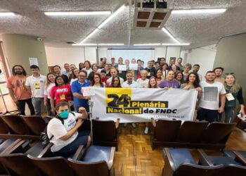 Ivana Bastos, presidente da Alba, defende o direito à informação nos 80 anos do Sinjorba