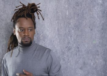 Toni Garrido se apresenta gratuitamente em Salvador