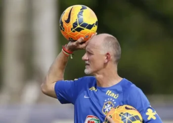 Taffarel está de volta à seleção brasileira como preparador de goleiros