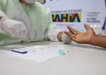 Governo do Estado realiza ações de prevenção de IST durante festejos dos 148 anos de Brumado