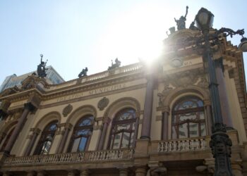Evento de ópera celebra cultura italiana no Theatro Municipal de SP