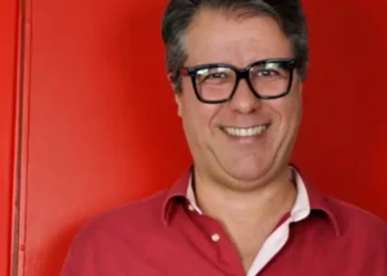 Morre jornalista Tony Goes, especialista em TV e cinema, aos 63 anos