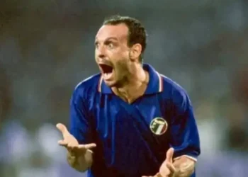 Artilheiro da Copa do Mundo de 1990, Toto Schillac morre aos 59 anos