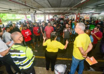 Transalvador promove roda de conversa com motociclistas para reforçar segurança no trânsito