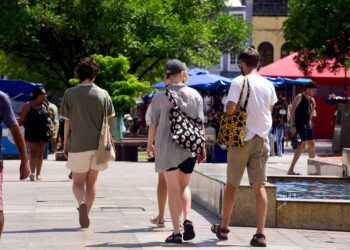 Com ensaios e Carnaval de 14 dias, Calendário de Verão de Salvador atrai turistas do Brasil e de outros países