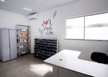 Governo da Bahia entrega UBS, kits e ambulância em Barra do Rocha