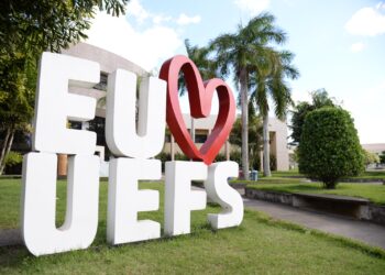 Universitários têm até quarta-feira (8) para realizar inscrição no Mais Futuro