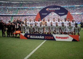 Vitória empata com Bahia e conquista Baianão após sete anos