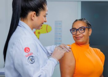 Vacinação contra Influenza, Covid e VSR ajuda a minimizar surtos durante as festas juninas