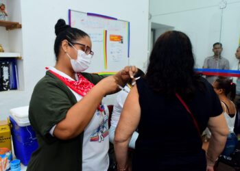 Sábado da Vacina: Salvador terá 45 pontos de aplicação de imunizantes contra Covid, poliomielite, gripe e dengue