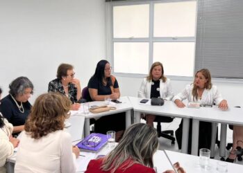 Idealizadora do projeto que inspirou Casa da Mulher Brasileira visita unidade de Salvador