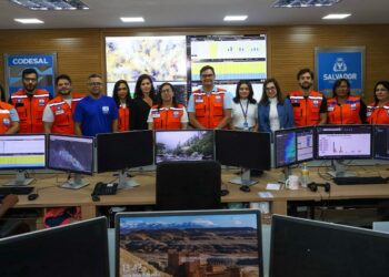 Vice-prefeita acompanha monitoramento da Defesa Civil durante fortes chuvas em Salvador