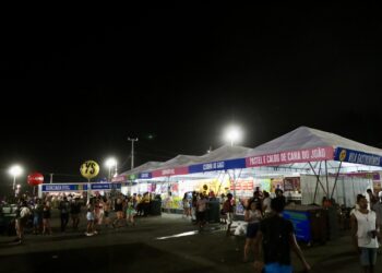 Vila Gastronômica oferece cardápio e preços variados para público do Festival Virada Salvador 2025