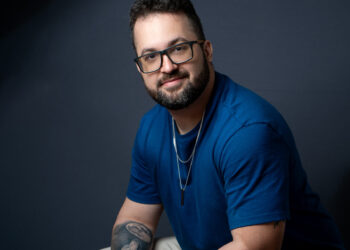 Apenas 22% dos jovens estão satisfeitos com o trabalho, enquanto 75% buscam novas carreiras em 2025